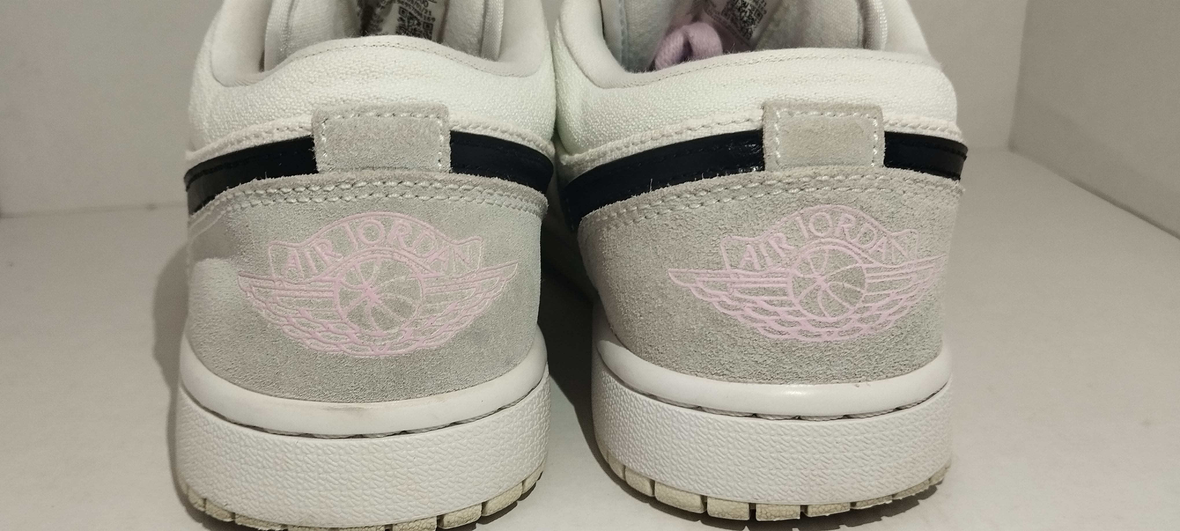 NIKE AIR JORDAN