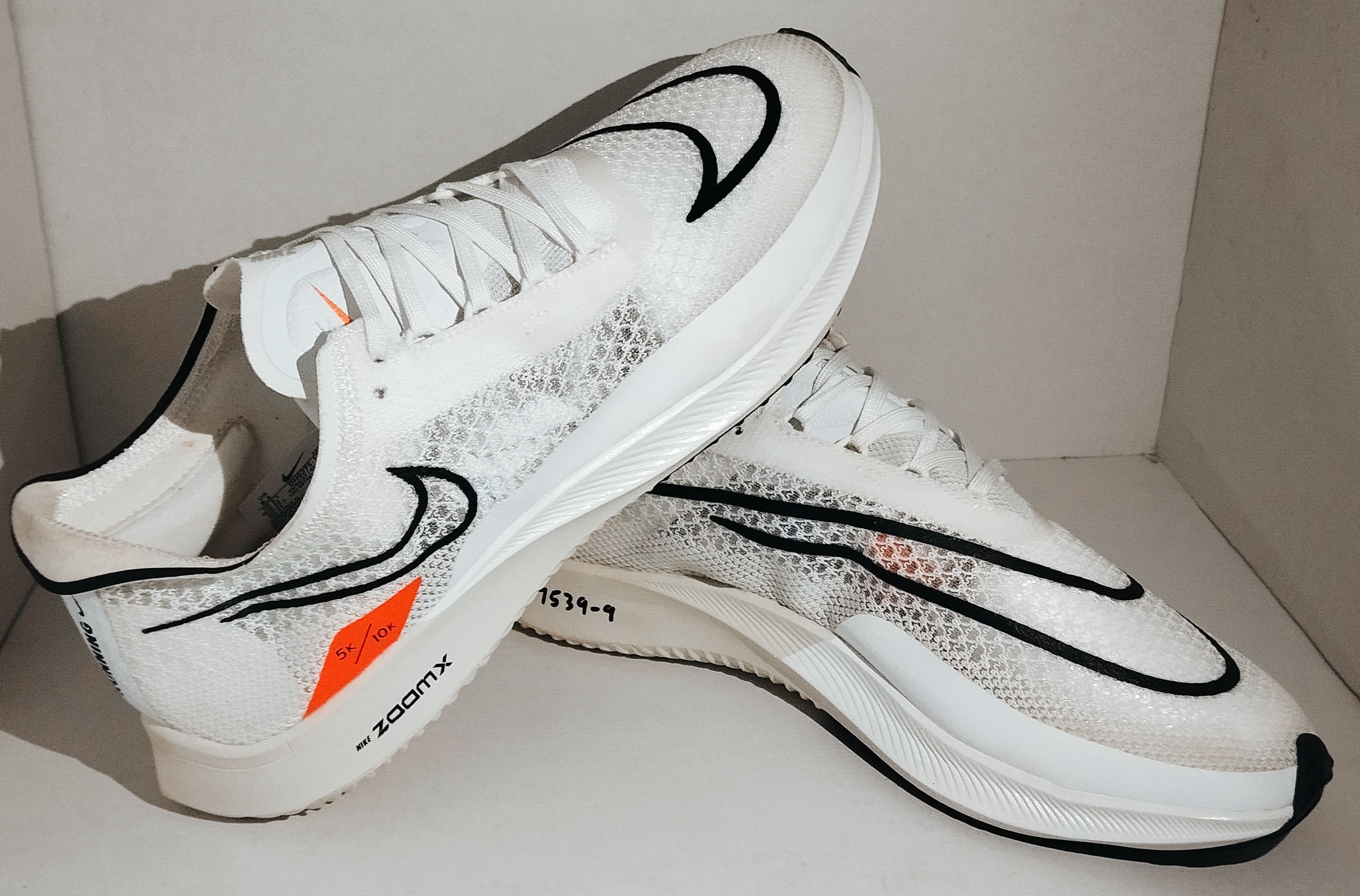 NIKE ZOOMX